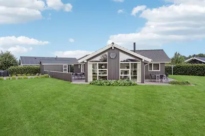 Image de Superbe maison à Haderslev avec sauna