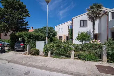 Image de Appartement de vacances près de la plage, avec air conditionné