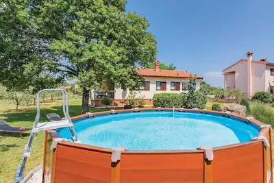 Image de Magnifique maison à Labin avec WiFi
