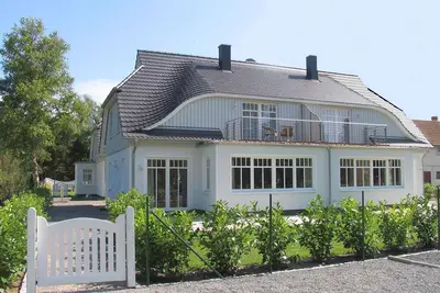 Image de Maison de vacances avec terrasse et balcon