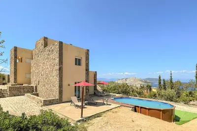 Image de Belle maison Ă Perdika avec WiFi