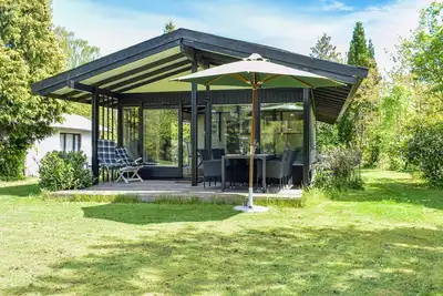 Image de Belle maison à Dronningmølle avec WiFi
