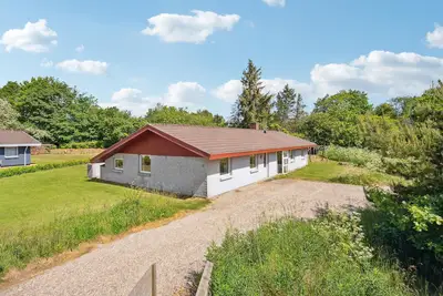 Image de Superbe maison à Oksbøl avec WiFi