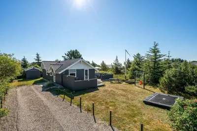 Image de Belle maison à Hvide Sande avec sauna