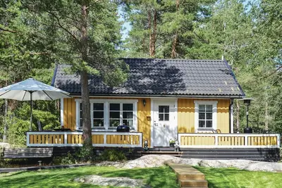Image de Belle maison à Strängnäs avec cuisine