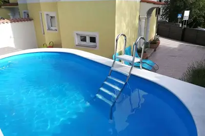 Image de Villa avec accès internet et piscine