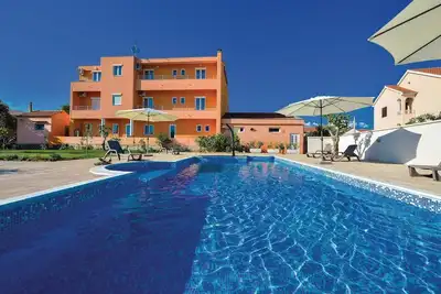 Image de Bel appartement à Privlaka avec WiFi