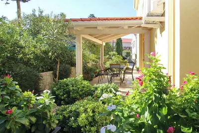 Image de Appartement de vacances avec piscine