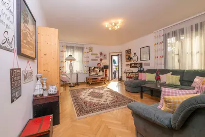 Location coffee shop - appartements dans le café