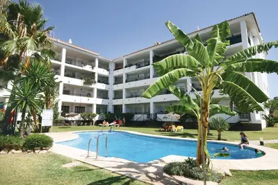 Image de Bel appartement à Calahonda avec WiFi