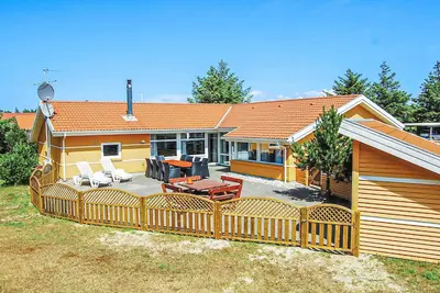 Image de Superbe maison à Blåvand avec WiFi