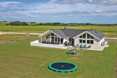 Image de Superbe maison à Spøttrup avec sauna