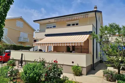 Image de Appartement de vacances avec balcon et climatisation