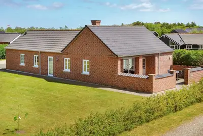 Image de Belle maison à Tarm avec sauna