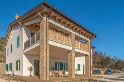Image de Superbe appartement à Valnogaredo (Pd)
