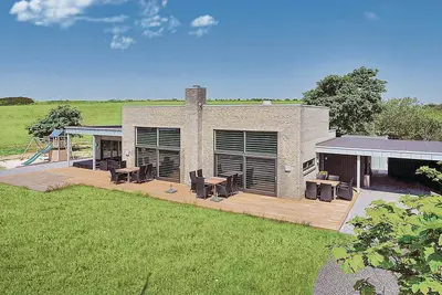 Image de Superbe maison à Sydals avec WiFi