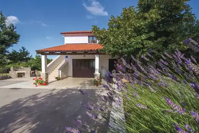 Image de Superbe appartement de 2 chambres à Pazin