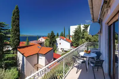 Bel appartement de 2 chambres à Selce