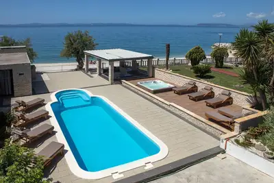 Image de Superbe maison à Podstrana