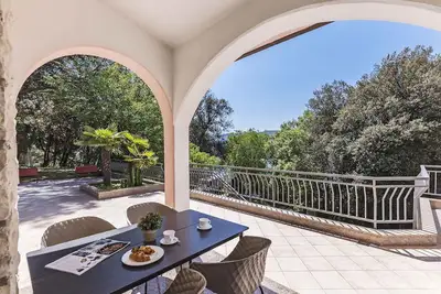Image de Appartement de vacances avec terrasse et vue sur la mer