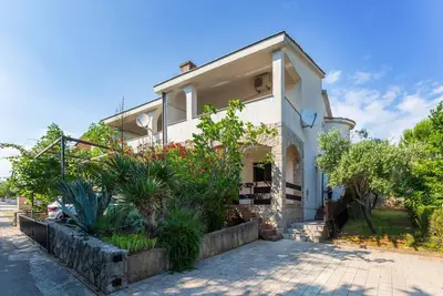 Image de Superbe appartement Ă Pinezici avec.