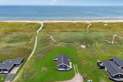 Image de Superbe maison à Harboøre avec sauna