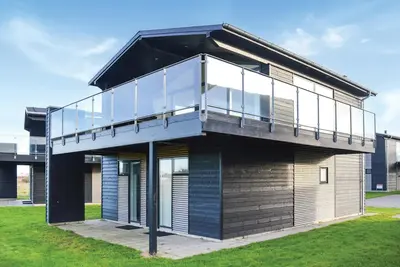 Image de Maison confortable de 3 chambres à.