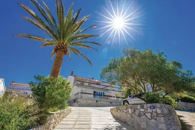 Image de Bel appartement à Banjol avec WiFi