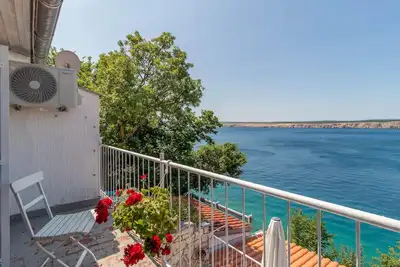 Image de Maison confortable de 2 chambres à.