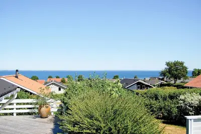 Image de Maison confortable à Sjølund avec WiFi