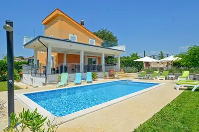 Image de Superbe maison à Kanfanar avec WiFi