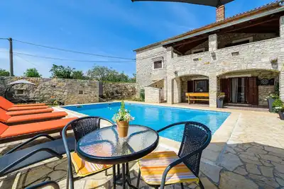 Image de Superbe maison à Svetvincenat avec WiFi