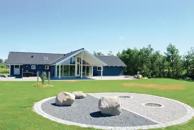 Image de Belle maison à Idestrup avec sauna