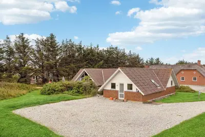 Image de Belle maison à Ringkøbing avec sauna