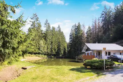 Image de Superbe maison Ă Schleusingen avec.