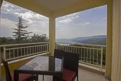 Image de Appartement de vacances avec balcon et vue mer