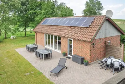 Image de Belle maison à Faaborg avec sauna