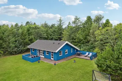 Image de Maison confortable à Blåvand avec WiFi