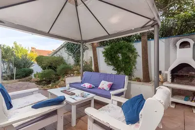 Image de Appartement de vacances avec terrasse confortable et barbecue