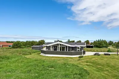 Image de Maison confortable à Vejers Strand avec.