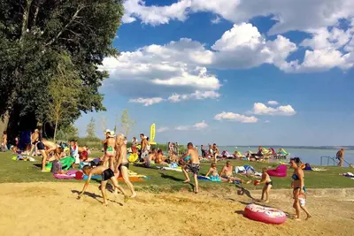 Image de Maison de vacances avec jardin et piscine de plein air