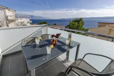 Image de Appartements Lorenzo (26581-A2) - Lokva Rogoznica