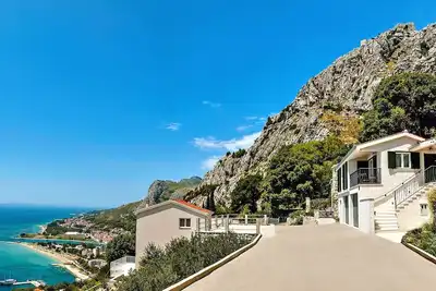 Image de Maison Dunja (14361-K1) - Omis