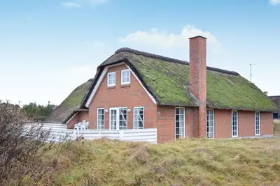 Image de Belle maison à Blåvand avec WiFi