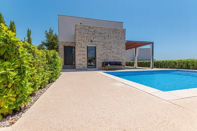 Image de Awesome home in Tribunj with private swimming pool, can be inside or outside