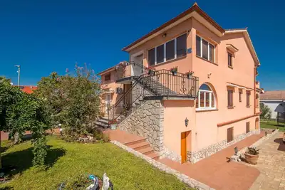 Image de Bungalow avec terrasse