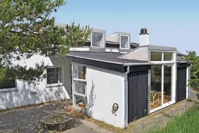 Image de Superbe maison à Hirtshals avec sauna