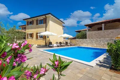 Image de Belle maison de 4 chambres à Turcic