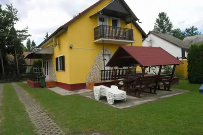 Image de Maison de vacances à proximité du centre avec la rondelle