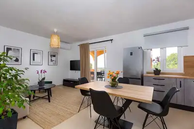 Maison de vacances avec terrasse et barbecue